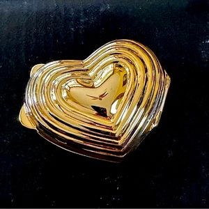 COPY - Heart shape pillbox